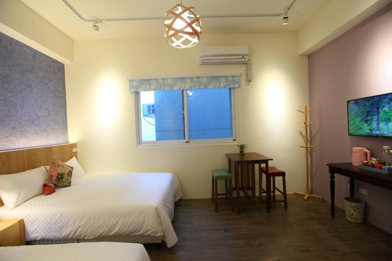坡岸長堤民宿 Leveeside House Kota Hualien Bagian luar foto