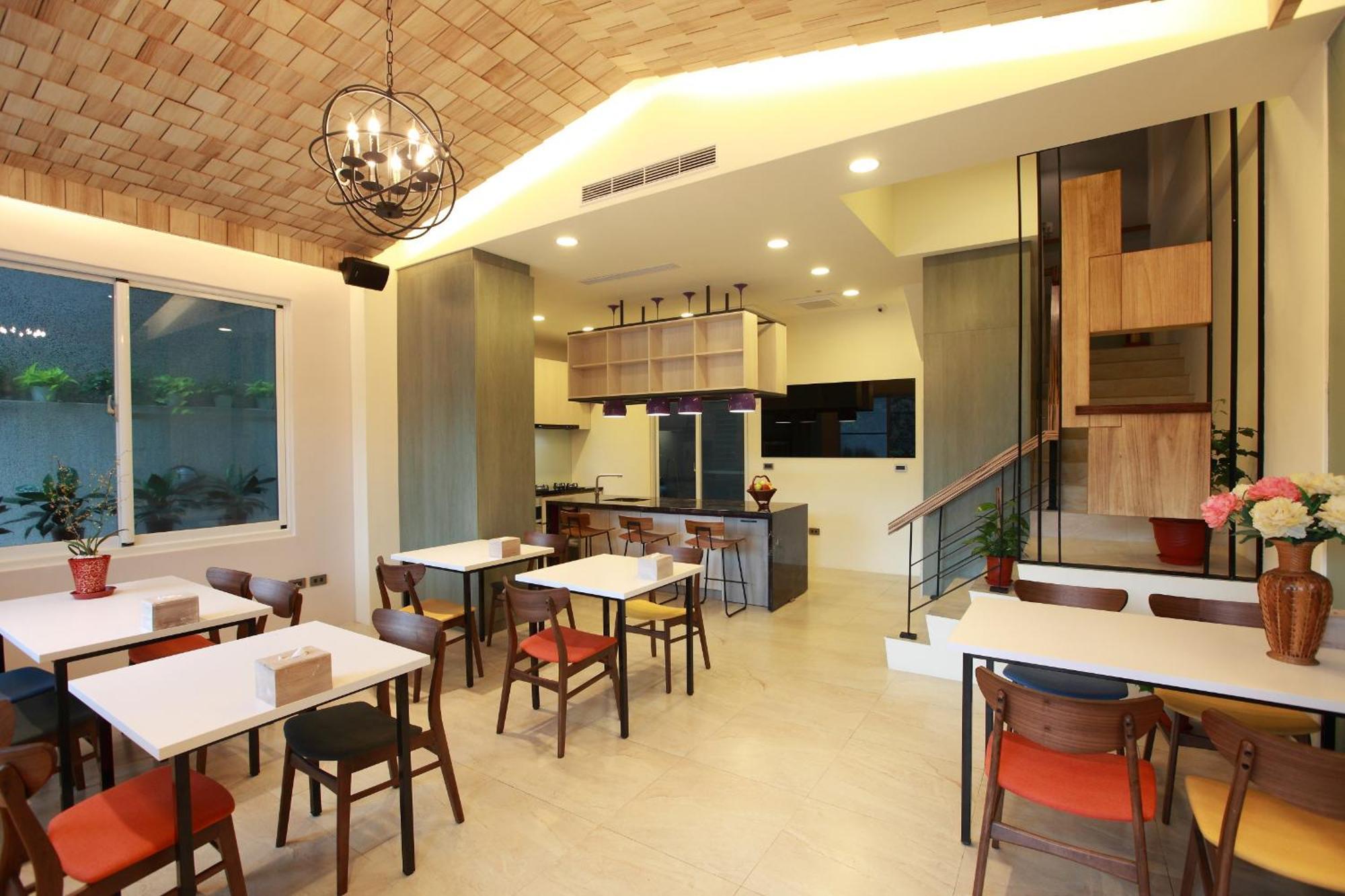 坡岸長堤民宿 Leveeside House Kota Hualien Bagian luar foto