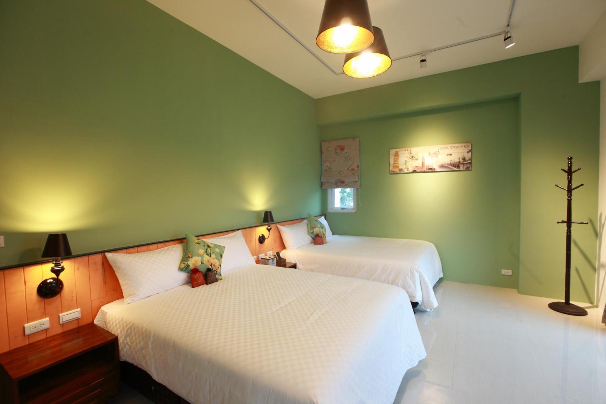 坡岸長堤民宿 Leveeside House Kota Hualien Bagian luar foto