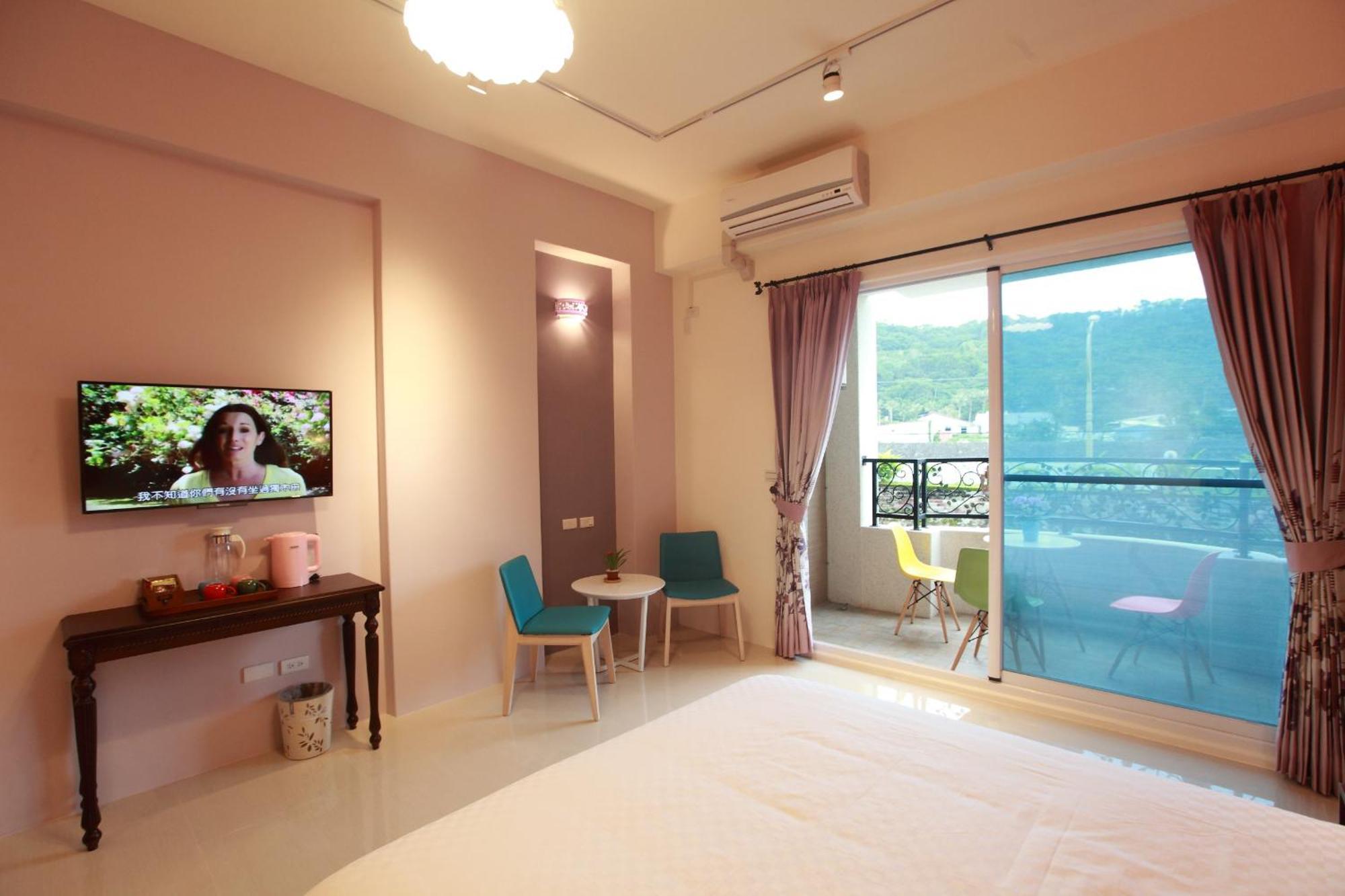 坡岸長堤民宿 Leveeside House Kota Hualien Bagian luar foto