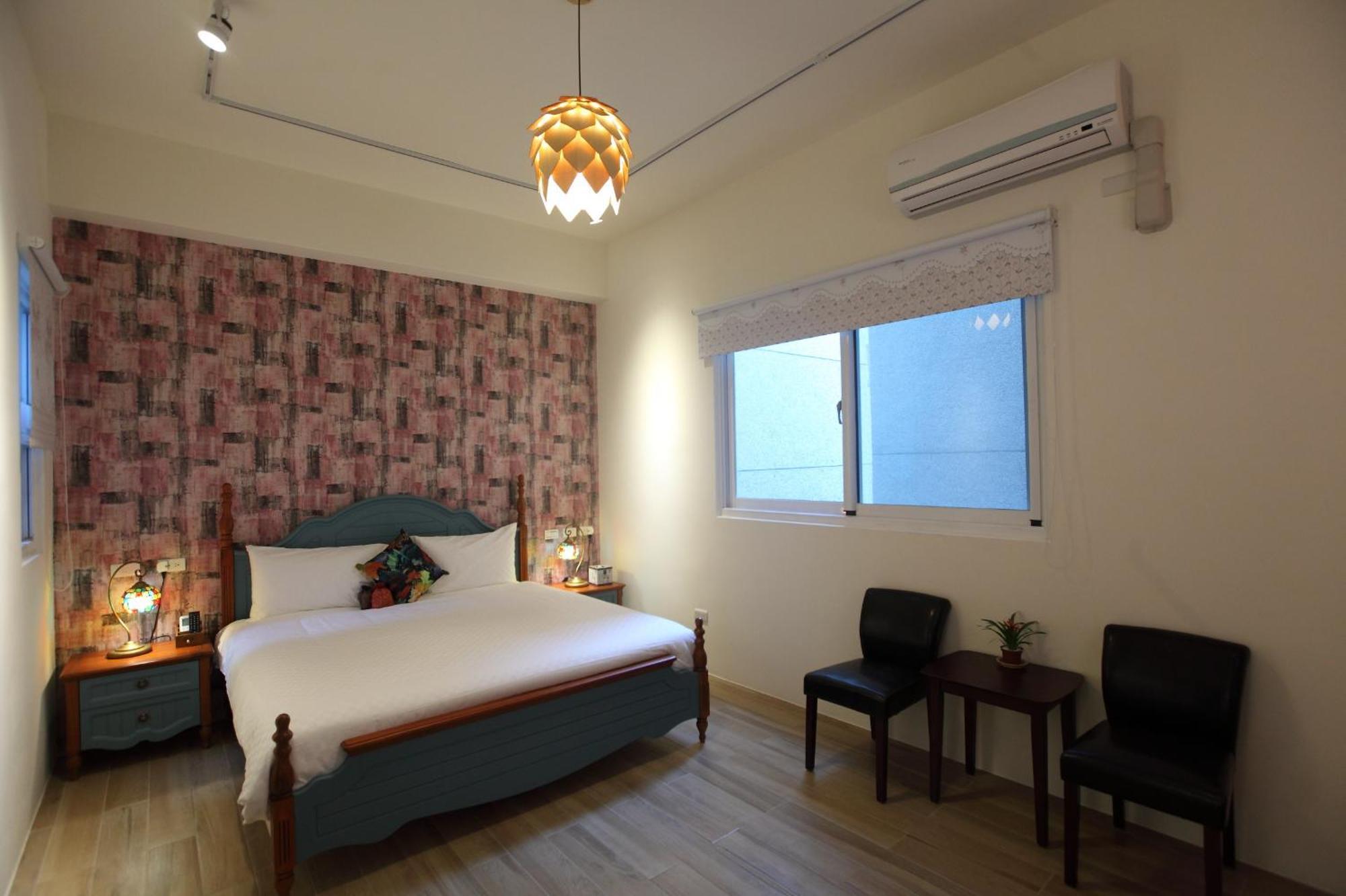 坡岸長堤民宿 Leveeside House Kota Hualien Bagian luar foto